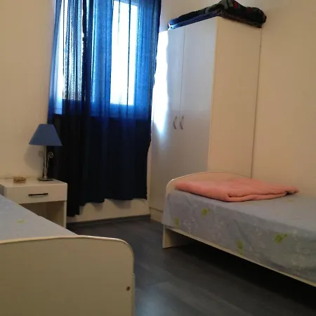 Family-friendly With Swimming Pool Razanj, - 14232 Daire
