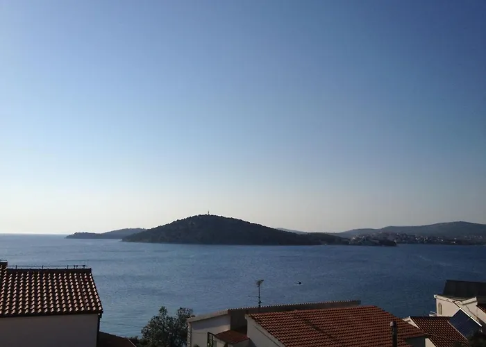 Family-friendly With Swimming Pool Razanj, - 14232 Rogoznica (Sibenik-Knin)